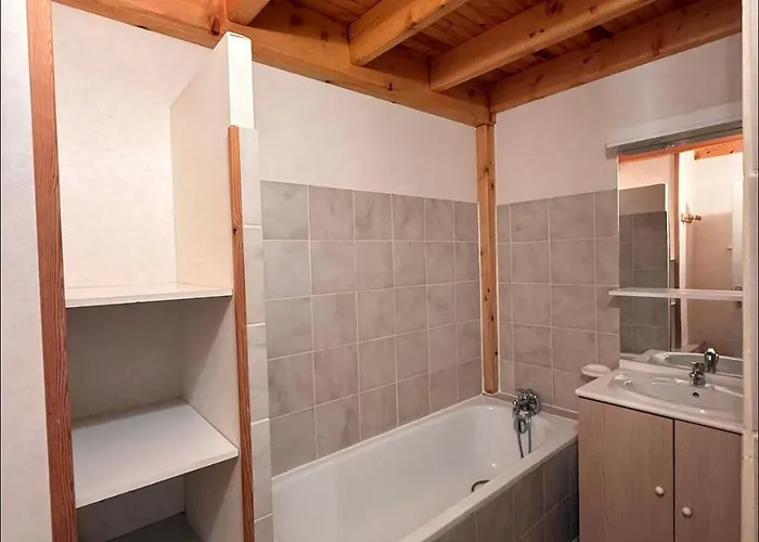 Le Domaine Belinay Feriehus *